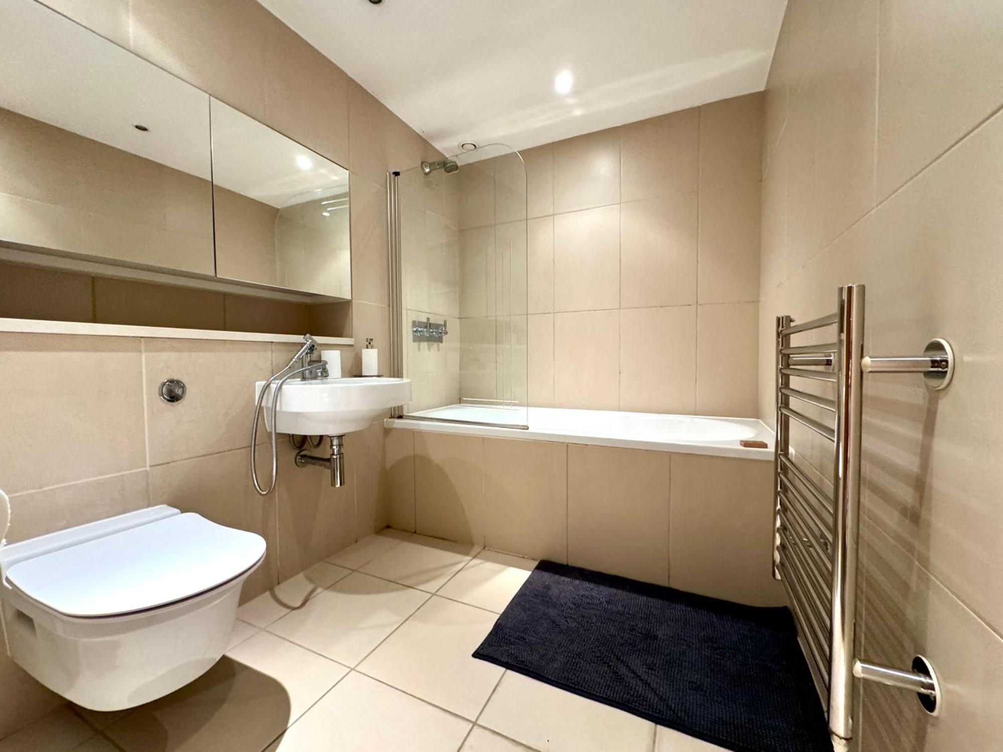 Cute 1 Bedroom Battersea Central By Wild Apartment *
