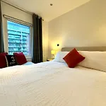 Cute 1 Bedroom Apartment Battersea Central London By Wild
