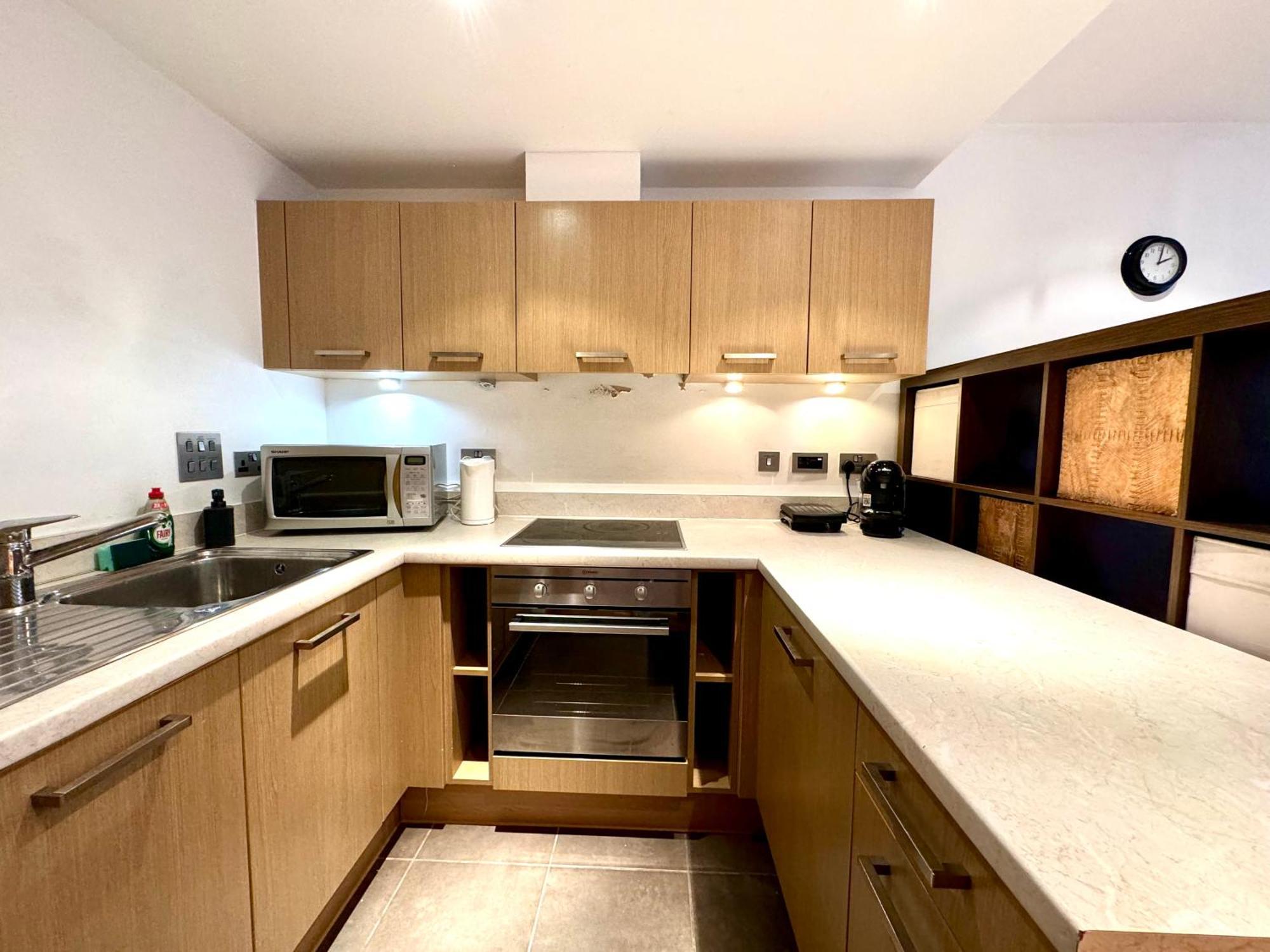 Cute 1 Bedroom Battersea Central By Wild Appartamento